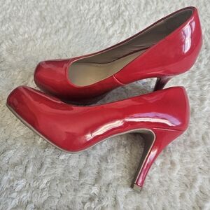 Mossimo Red Veruca Toe Pump Heels